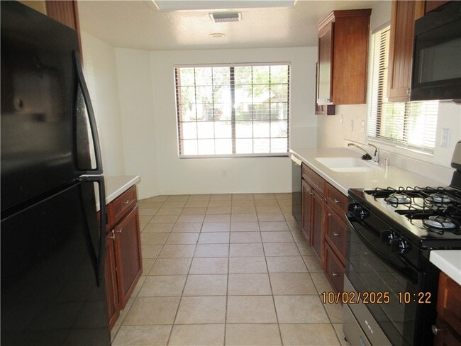 2730 Colorado Ave in Kingman, AZ - Building Photo - Building Photo