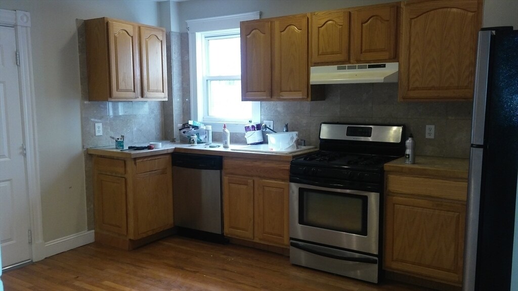 55 Lonsdale St in Boston, MA - Building Photo