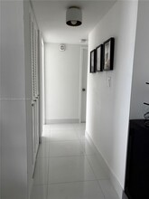 2100 Sans Souci Blvd in North Miami, FL - Building Photo - Building Photo