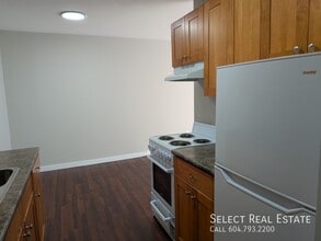 1755 No 9 Highway202 in Agassiz, BC - Building Photo - Building Photo