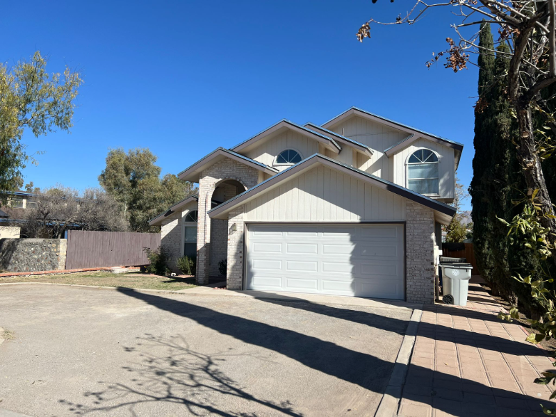 5924 Oleaster Dr in El Paso, TX - Building Photo