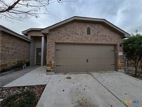 1032 Carolyn Cove in New Braunfels, TX - Building Photo - Building Photo