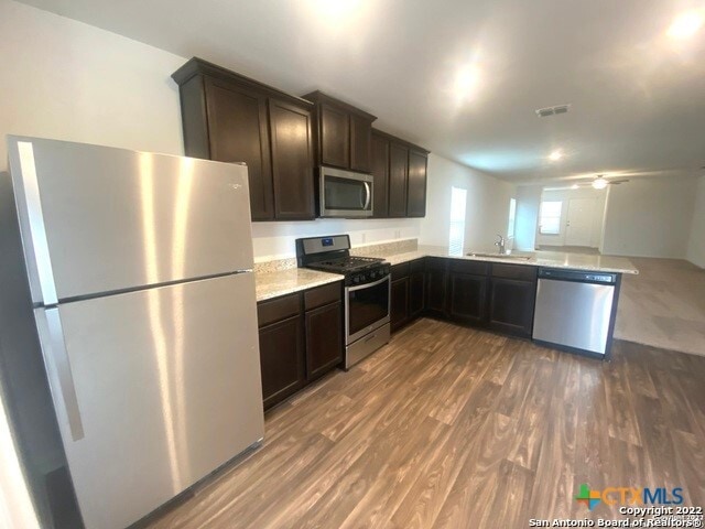 property at 3987 Trail de Paris