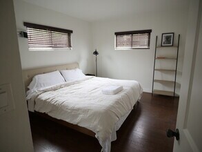 1468 Kurtz Ave in Los Angeles, CA - Building Photo - Building Photo