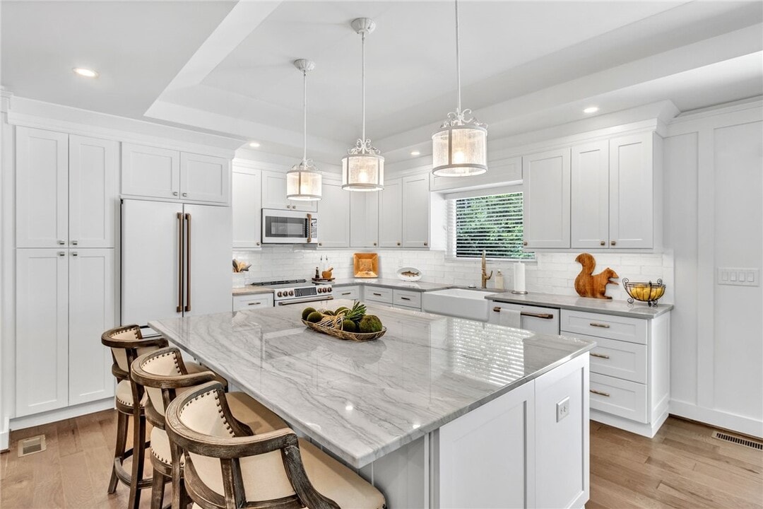 405 Playground Rd in Walhalla, SC - Building Photo