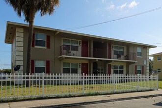 543 22nd St in West Palm Beach, FL - Building Photo - Building Photo