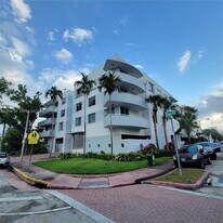 7601 Dickens Ave in Miami Beach, FL - Building Photo