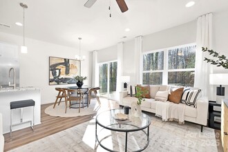 3104 Amay James Ave in Charlotte, NC - Building Photo - Building Photo