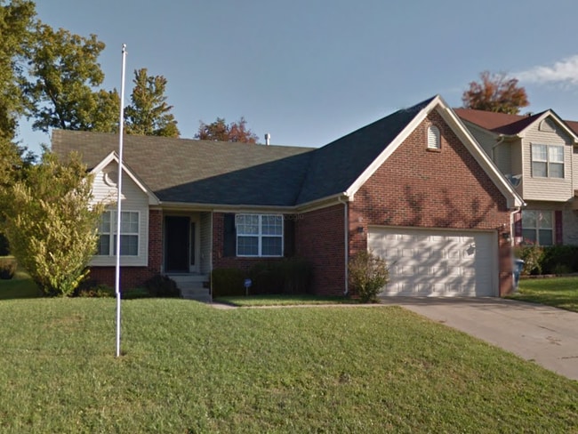 9041 Black Powder Ln in Louisville, KY - Building Photo - Building Photo