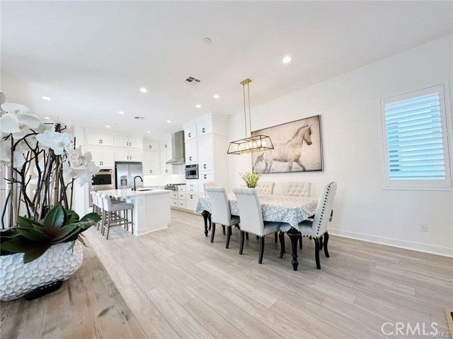 478 Chorus in Irvine, CA - Building Photo - Building Photo