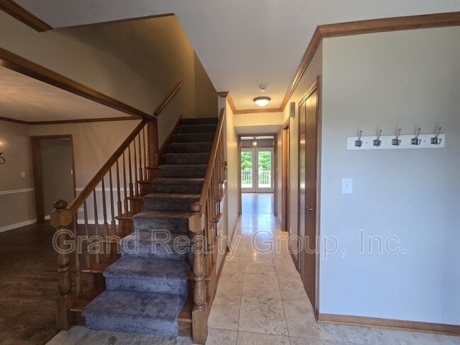 1565 Old Barn Cir in Libertyville, IL - Building Photo - Building Photo