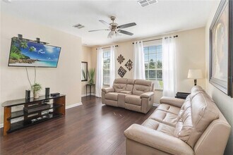 5038 Tideview Cir in Orlando, FL - Building Photo - Building Photo