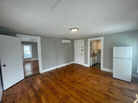 21 Perley St in Concord, NH - Building Photo