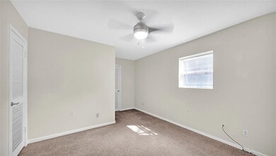 737 E Brown Ln in Deer Park, TX - Building Photo - Building Photo