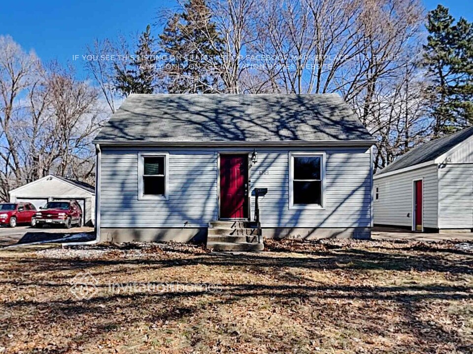 6709 Channel Rd NE in Fridley, MN - Foto de edificio