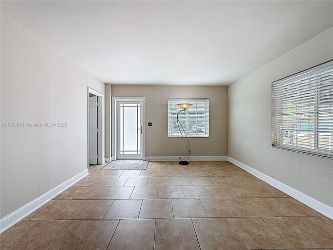 property at 2839 Polk St
