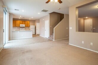 11592 Renzo St in Las Vegas, NV - Building Photo - Building Photo