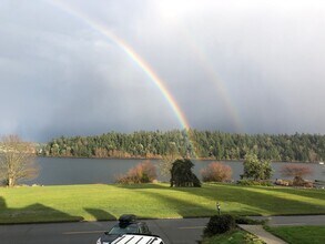 4915 Lake Washington Blvd S in Seattle, WA - Building Photo - Building Photo