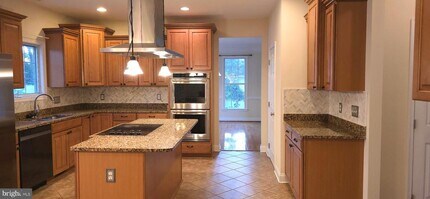1117 Aquia Dr in Stafford, VA - Building Photo - Building Photo