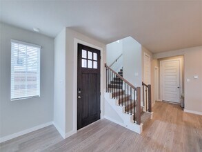 10055 Cloud Mist Dr in Houston, TX - Building Photo - Building Photo