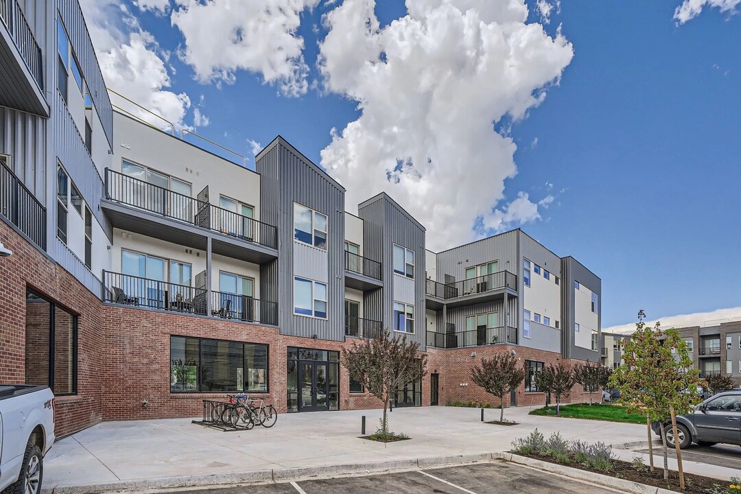 Hayden Place in Carbondale, CO - Building Photo