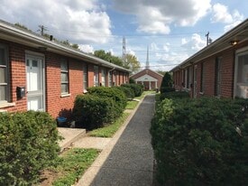 512 Olden Ave, Unit 3