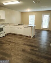 335 Freeman Cir in Villa Rica, GA - Building Photo - Building Photo