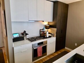 1923 9th St NW, Unit Unit 6 in Washington, DC - Foto de edificio - Building Photo