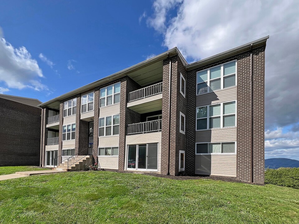 Mountain Lake Apartments in Scranton, PA - Foto de edificio