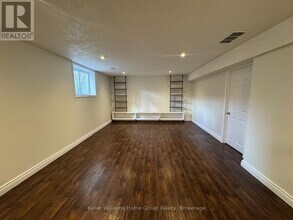 152 Goodwin Dr in Guelph, ON - Building Photo - Building Photo