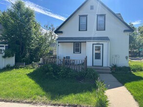 1515 S Duluth Ave in Sioux Falls, SD - Foto de edificio - Building Photo