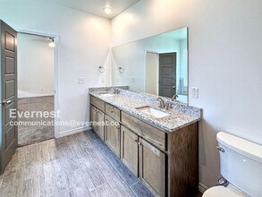 718 Freedom Cir in Nolanville, TX - Building Photo - Building Photo