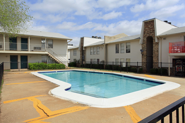 Brock Creek Apartments in Oklahoma City, OK - Building Photo - Building Photo