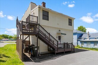 39 Hudson St, Unit Karla Dubrule in South Glens Falls, NY - Foto de edificio - Building Photo