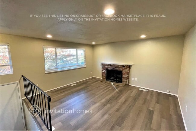 2643 SW 351st Pl in Federal Way, WA - Foto de edificio - Building Photo