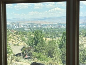 3400 Southampton Dr in Reno, NV - Building Photo - Building Photo