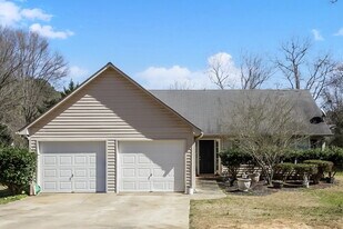 625 Poole Bridge Rd in Hiram, GA - Building Photo