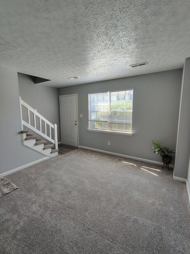 30 Fonda Dr in Lynchburg, VA - Foto de edificio - Building Photo