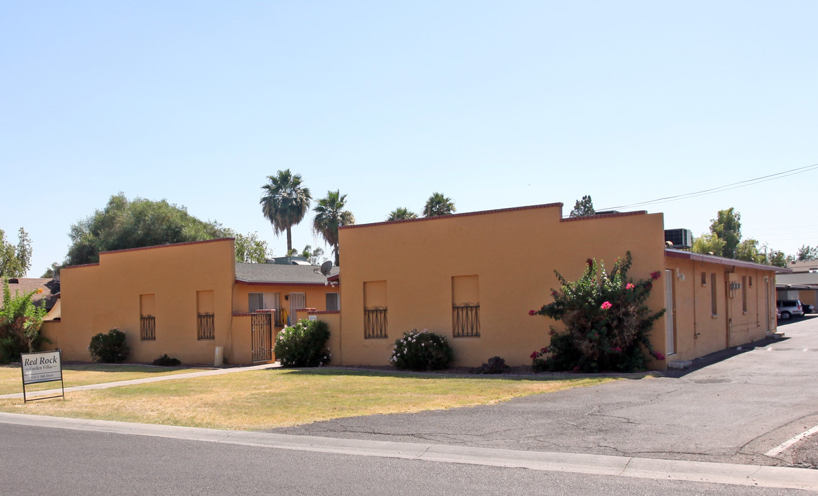 Villas on 38th in Phoenix, AZ - Building Photo