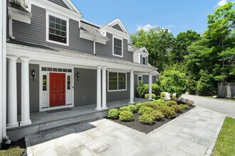 22 Robbins Rd in Pleasantville, NY - Building Photo - Building Photo