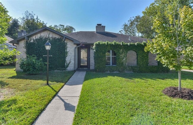 property at 21411 Park Bluff Dr