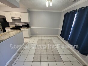 2449 Reagan Ave in Virginia Beach, VA - Building Photo - Building Photo