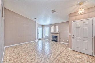 851 Worrell Ave in Las Vegas, NV - Building Photo - Building Photo