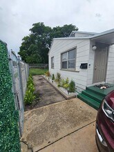 1013 State St in West Palm Beach, FL - Building Photo - Building Photo