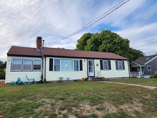 15 Homer Ave