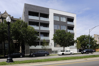 1654 N Kedzie Ave in Chicago, IL - Building Photo - Building Photo