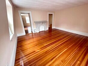 41 Mt Vernon St, Unit 3 in Somerville, MA - Building Photo - Building Photo