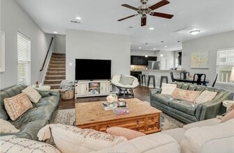 410 Montclair Ave in College Station, TX - Building Photo - Building Photo