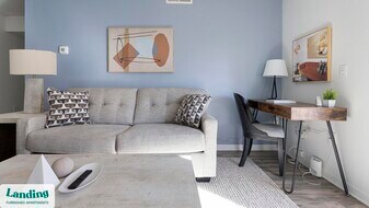 1000 Marlin Lakes Cir, Unit 18109 in Sarasota, FL - Building Photo