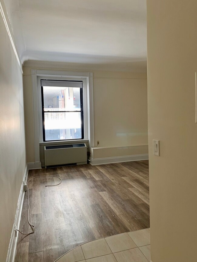 62 Boylston St, Unit 823 in Boston, MA - Building Photo - Building Photo
